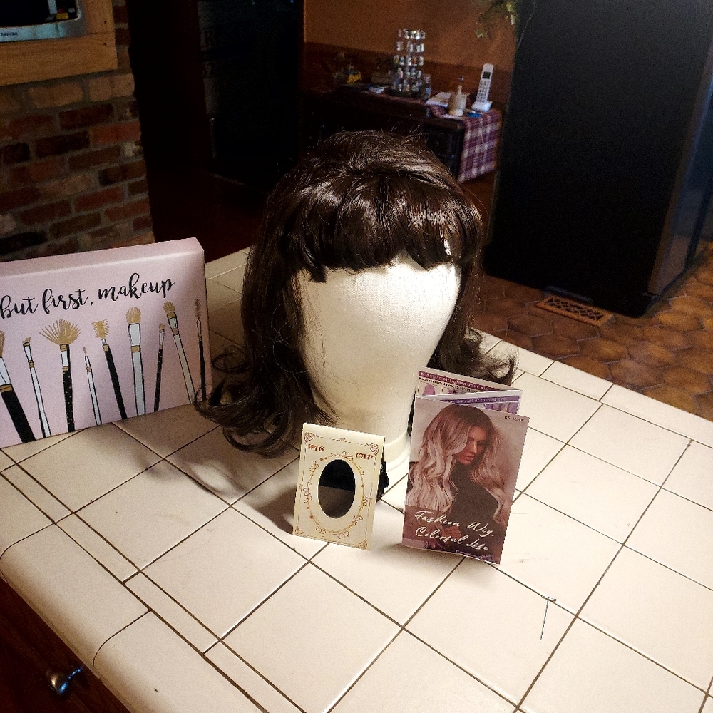 New 50s stlye wig.